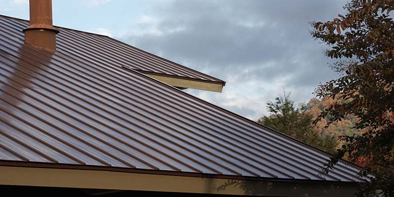 Metal Roof Advantages: 6 Reasons to Choose a Metal Roof